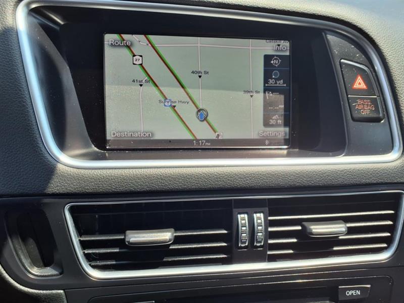 Audi Q5 2.0 quattro Premium 2014 Audi Q5 2.0 quattro Premium 2014