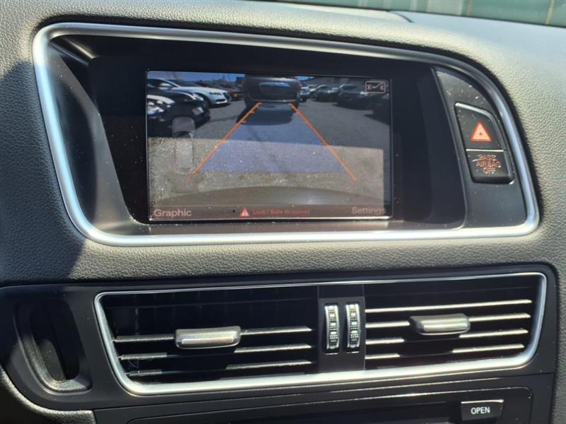 Audi Q5 2.0 quattro Premium 2014 Audi Q5 2.0 quattro Premium 2014