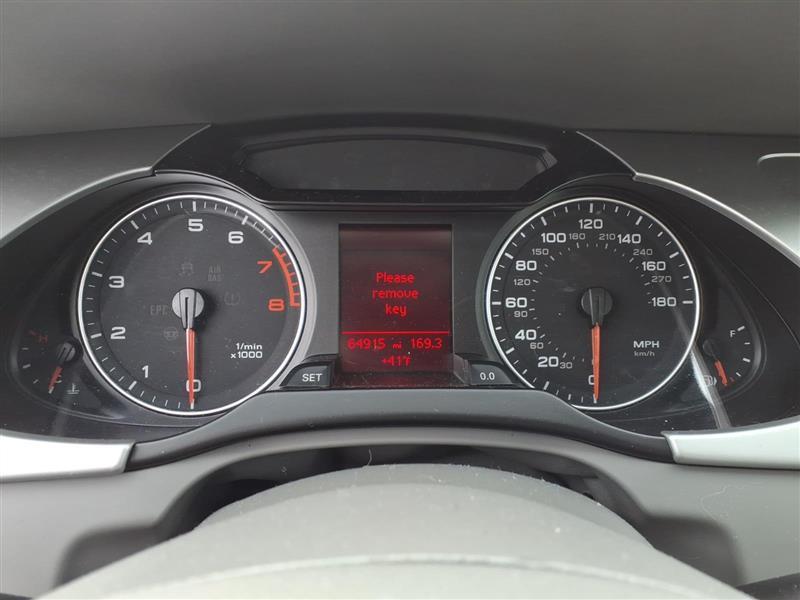 Audi A4 2.0T Sedan quattro Tiptronic 2010