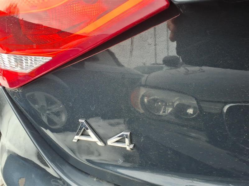 Audi A4 2.0T Sedan quattro Tiptronic 2010