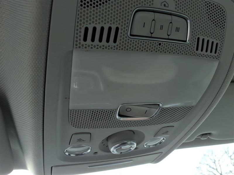 Audi A4 2.0T Sedan quattro Tiptronic 2010