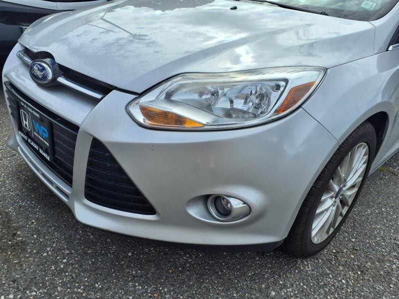 Ford Focus SEL Sedan 2012 Ford Focus SEL Sedan 2012