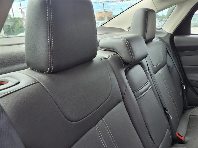 Ford Focus SEL Sedan 2012 Ford Focus SEL Sedan 2012