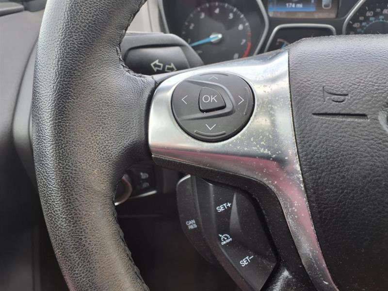 Ford Focus SEL Sedan 2012