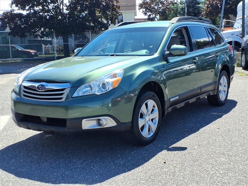 Subaru Outback 2.5i Premium 2011