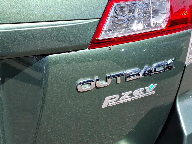 Subaru Outback 2.5i Premium 2011