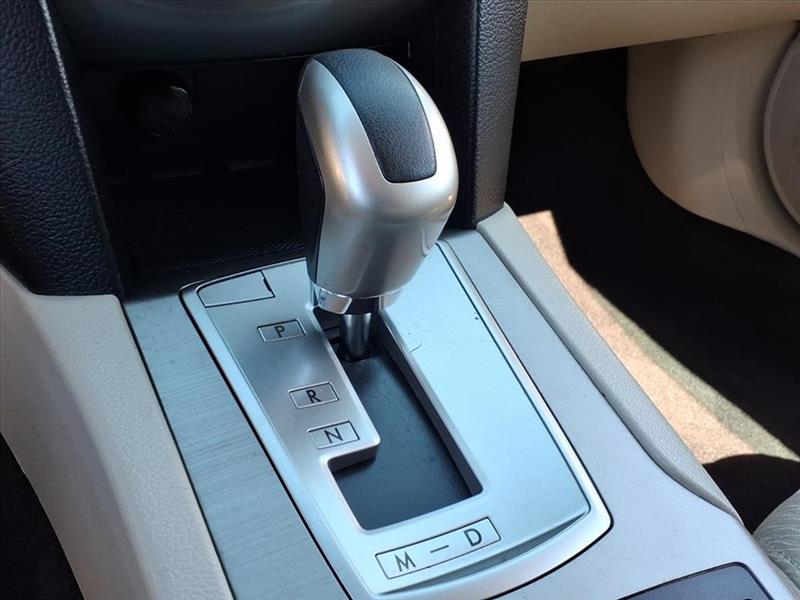 Subaru Outback 2.5i Premium 2011