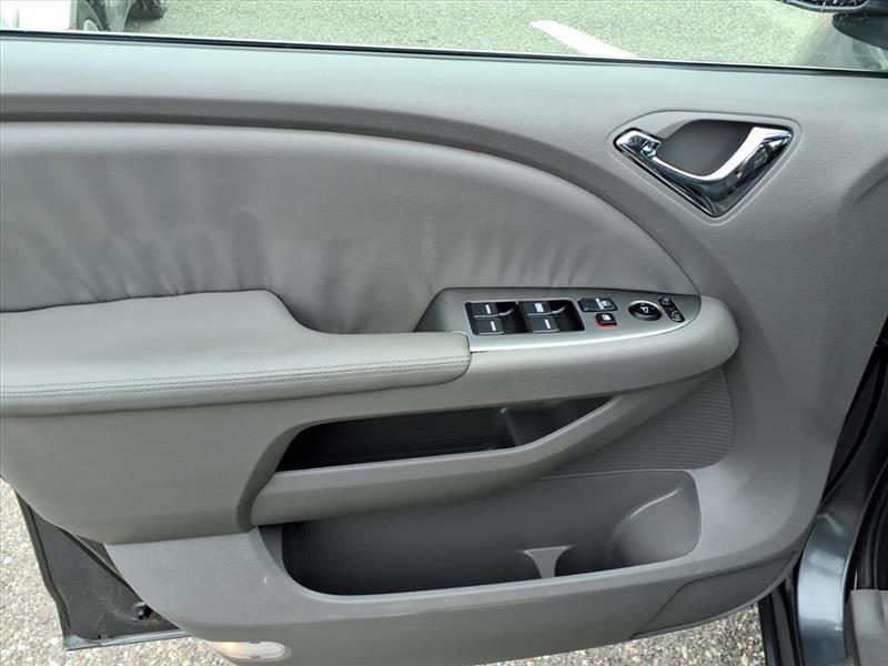 Honda Odyssey EX-L w/ DVD and Navigation 2010