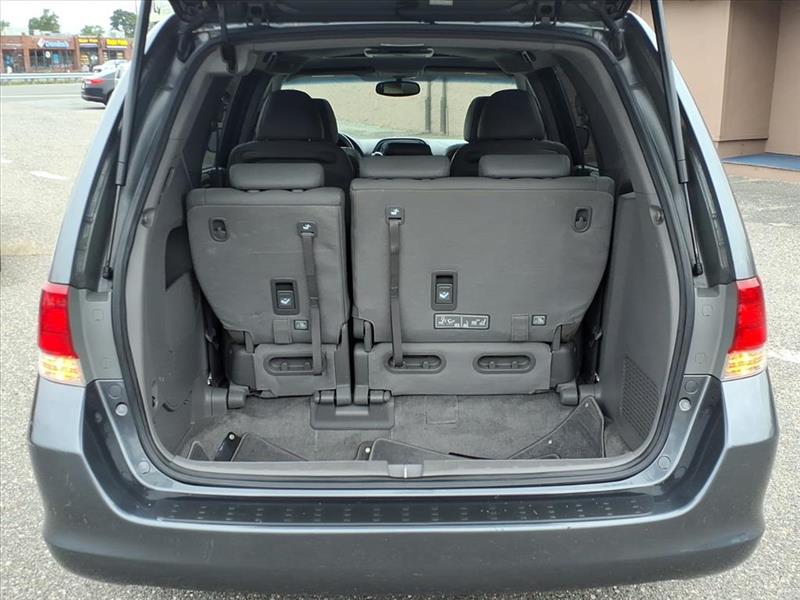 Honda Odyssey EX-L w/ DVD and Navigation 2010