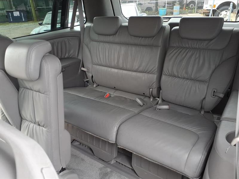 Honda Odyssey EX-L w/ DVD and Navigation 2010