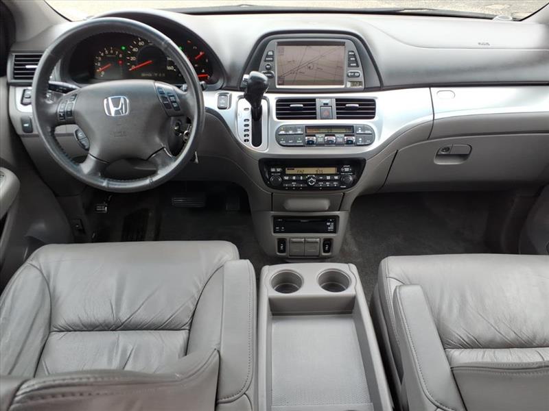 Honda Odyssey EX-L w/ DVD and Navigation 2010