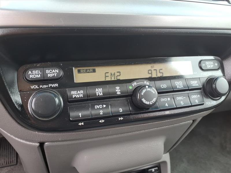 Honda Odyssey EX-L w/ DVD and Navigation 2010