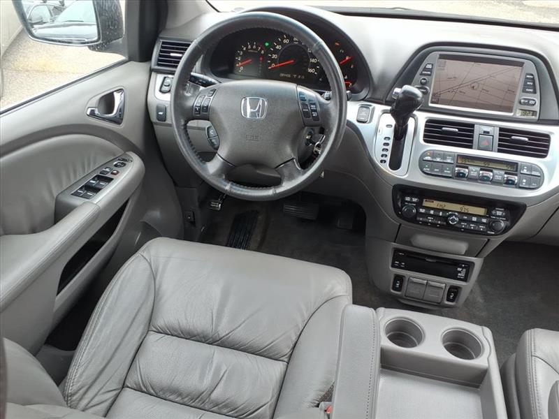 Honda Odyssey EX-L w/ DVD and Navigation 2010