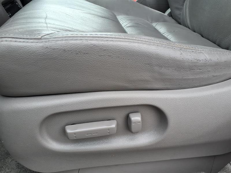 Honda Odyssey EX-L w/ DVD and Navigation 2010