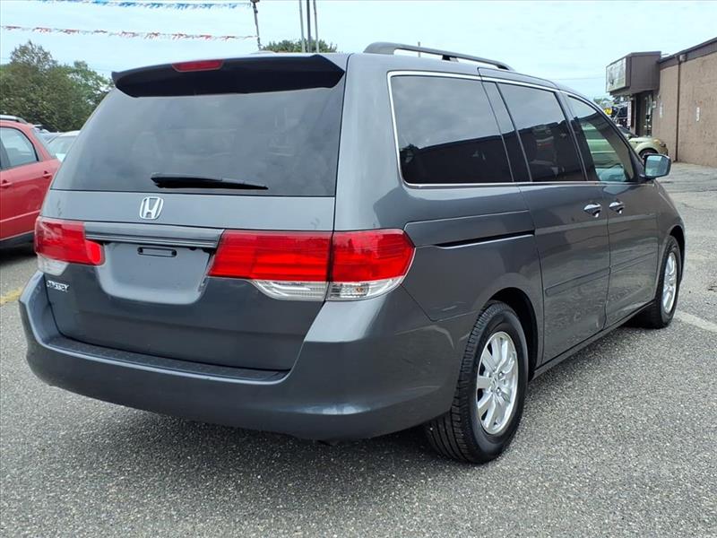 Honda Odyssey EX-L w/ DVD and Navigation 2010