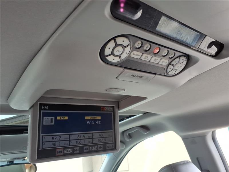 Honda Odyssey EX-L w/ DVD and Navigation 2010