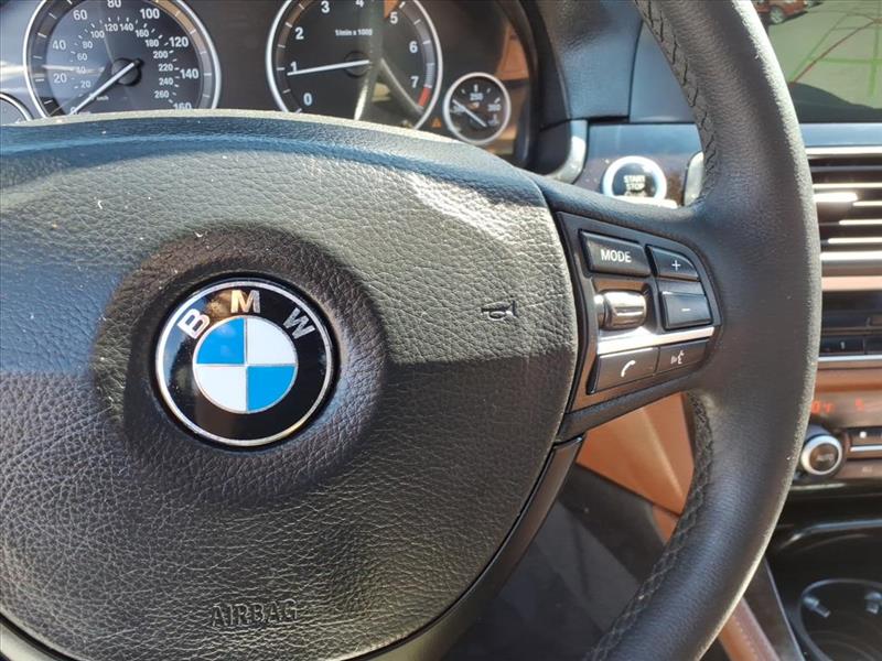 BMW 5-Series 528i xDrive 2013