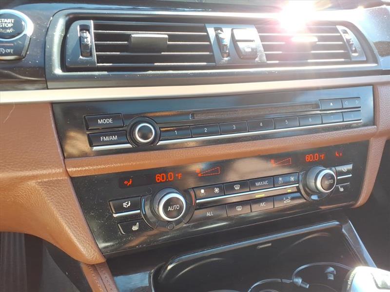 BMW 5-Series 528i xDrive 2013