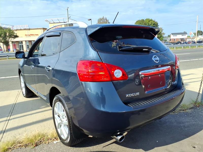 Nissan Rogue S AWD 2012