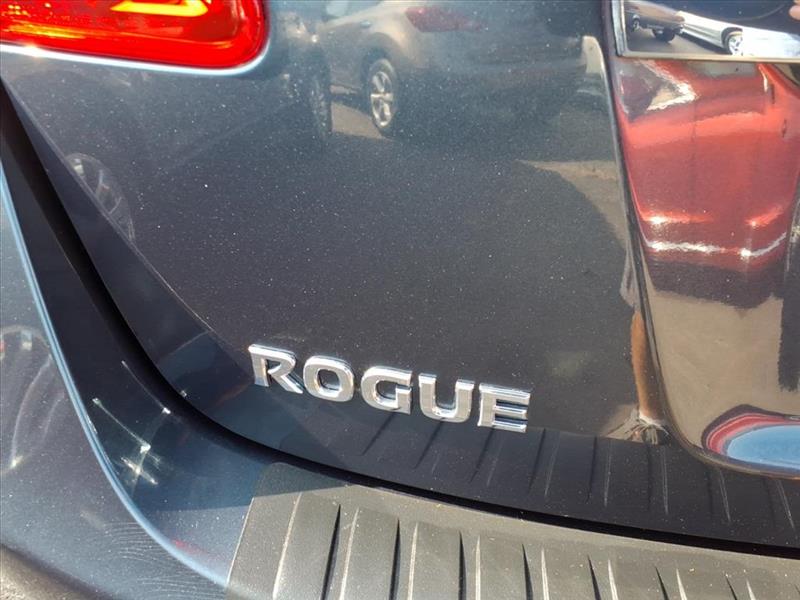 Nissan Rogue S AWD 2012