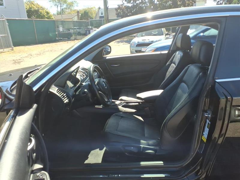 BMW 1-Series 128i Coupe 2011