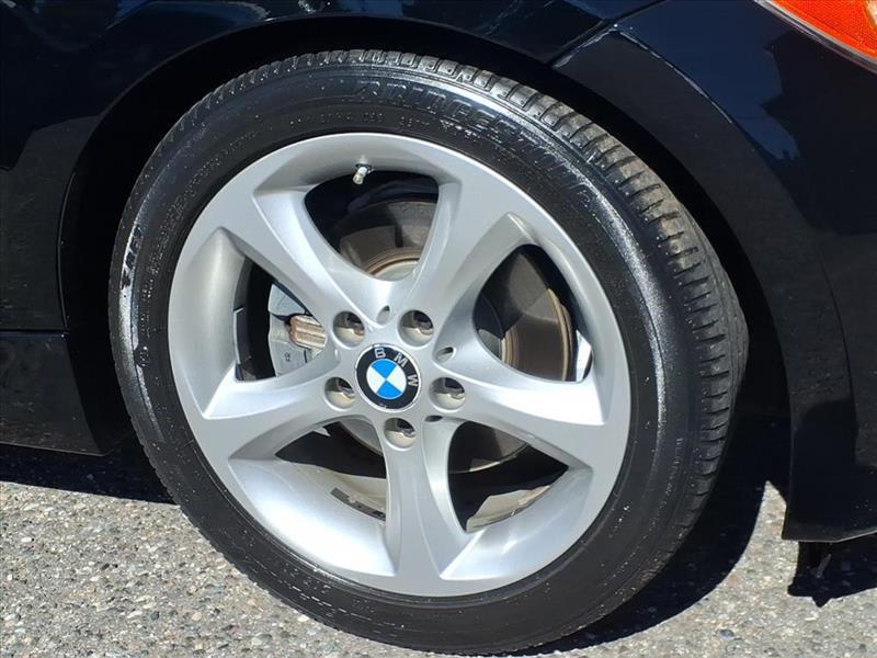 BMW 1-Series 128i Coupe 2011