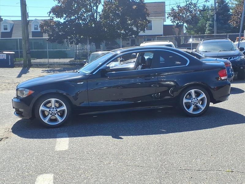 BMW 1-Series 128i Coupe 2011