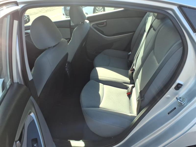 Hyundai Elantra Limited 2013