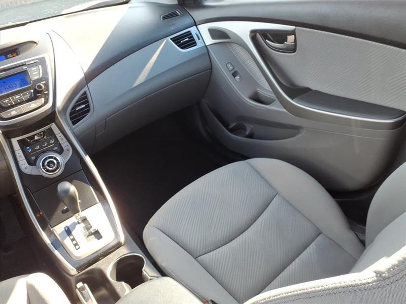 Hyundai Elantra Limited 2013