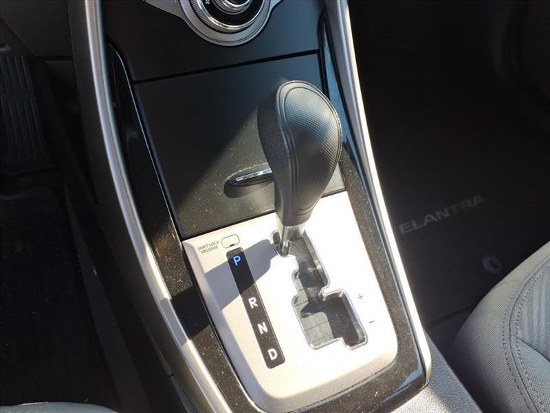 Hyundai Elantra Limited 2013