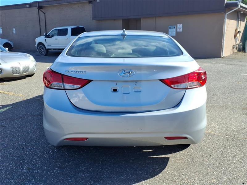Hyundai Elantra Limited 2013