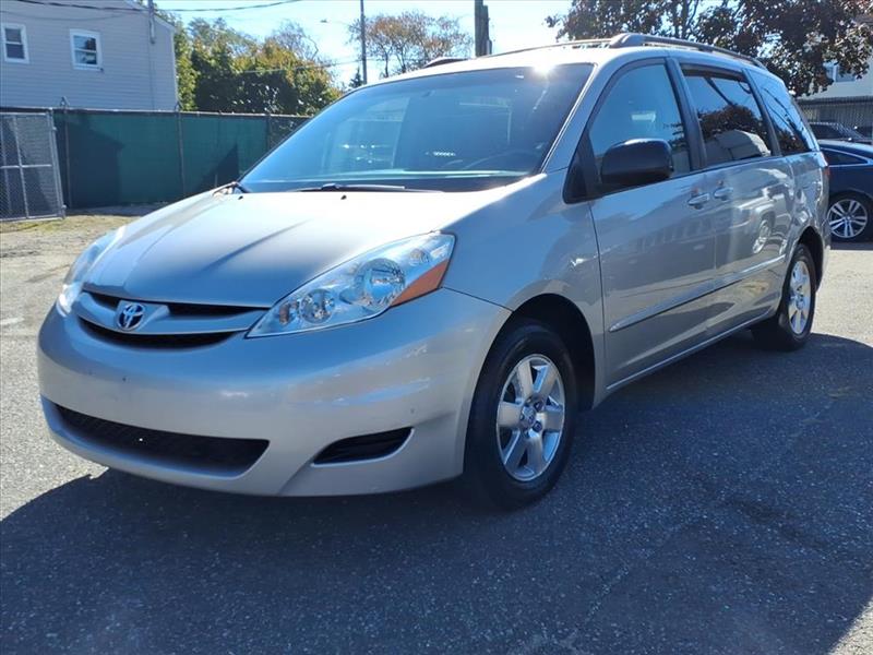 Toyota Sienna CE FWD 7-Passenger 2009 Toyota Sienna CE FWD 7-Passenger 2009