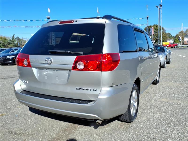 Toyota Sienna CE FWD 7-Passenger 2009 Toyota Sienna CE FWD 7-Passenger 2009