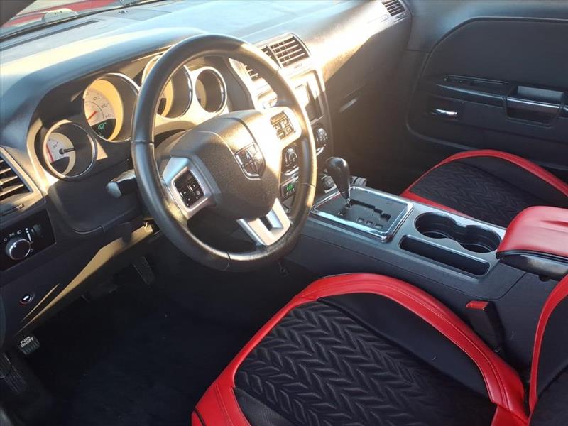 Dodge Challenger SXT 2012