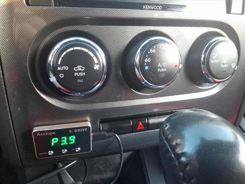 Dodge Challenger SXT 2012