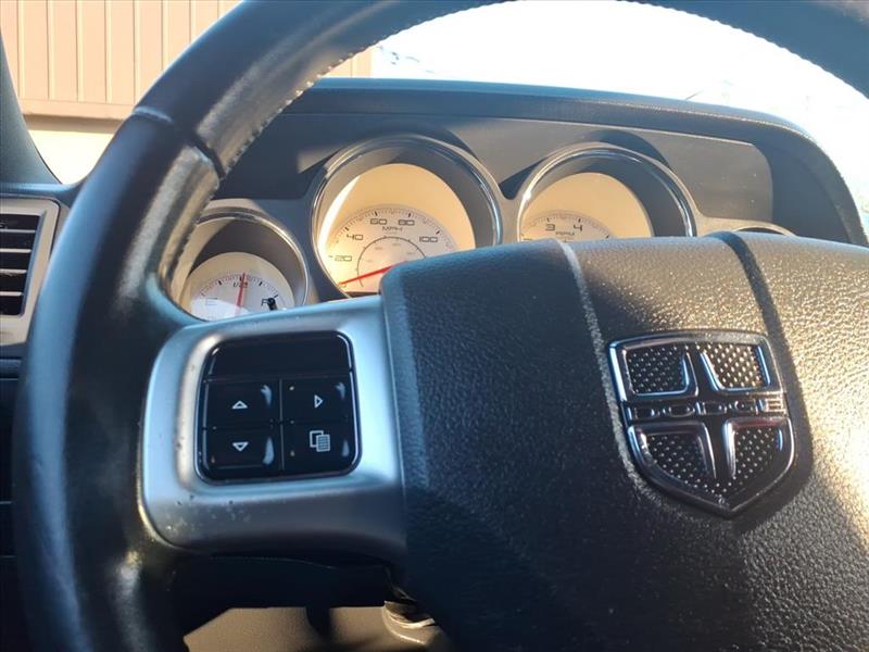 Dodge Challenger SXT 2012