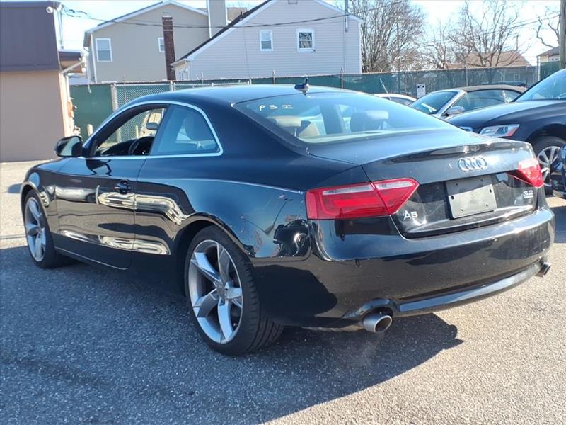 Audi A5 Coupe with Tiptronic 2009