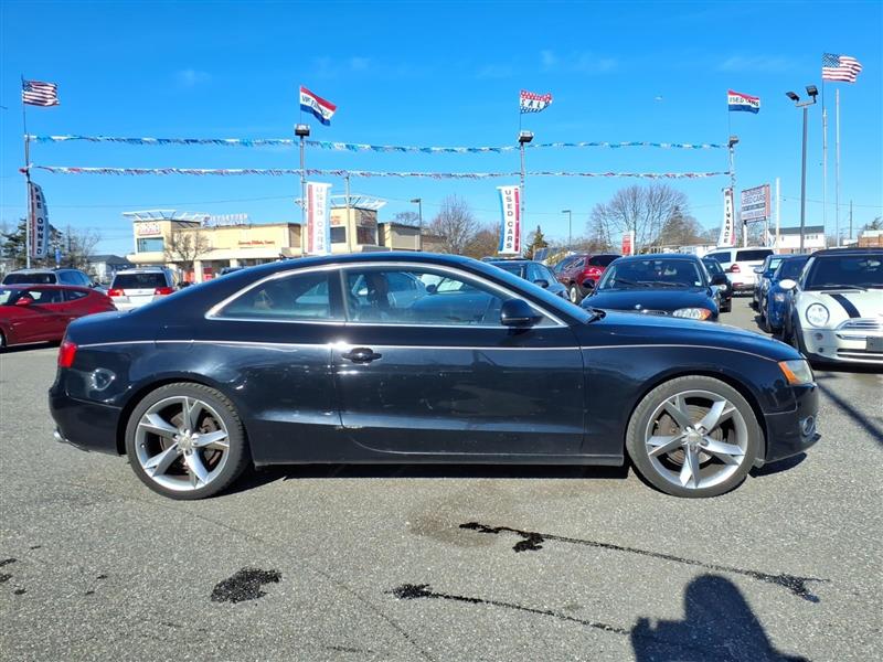 Audi A5 Coupe with Tiptronic 2009