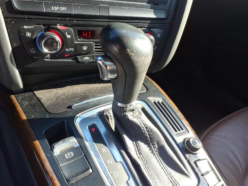 Audi A5 Coupe with Tiptronic 2009