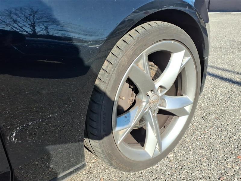 Audi A5 Coupe with Tiptronic 2009