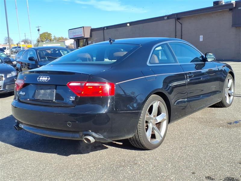 Audi A5 Coupe with Tiptronic 2009