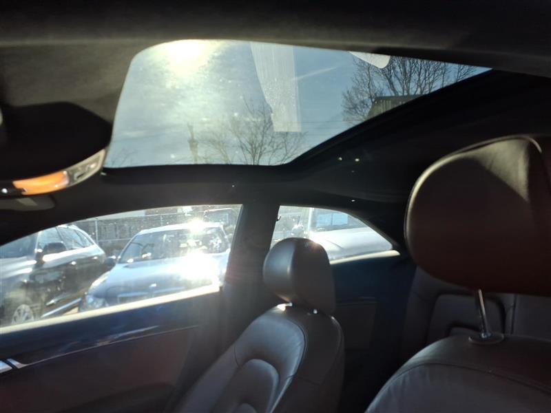 Audi A5 Coupe with Tiptronic 2009