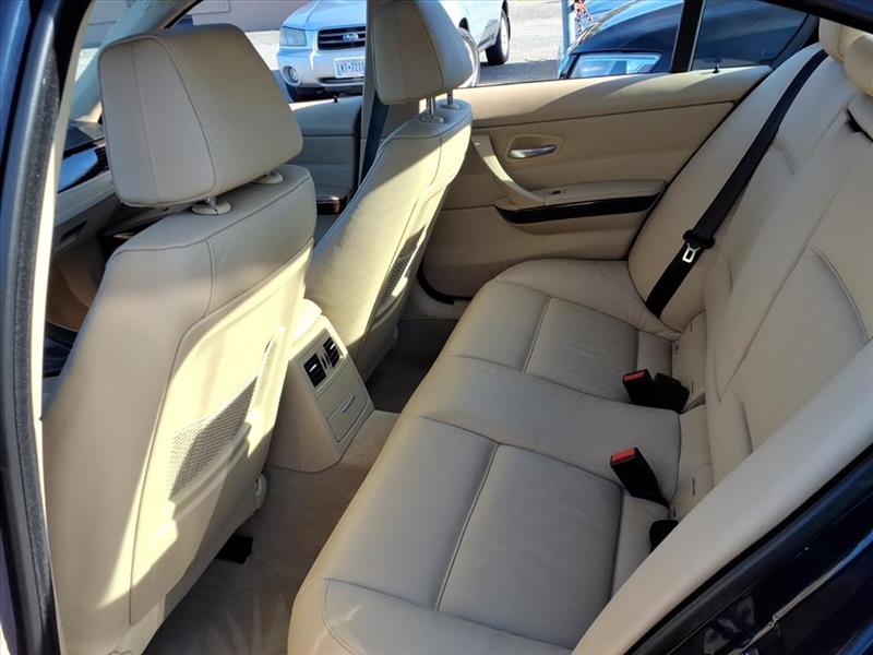 BMW 3-Series 328xi 2008