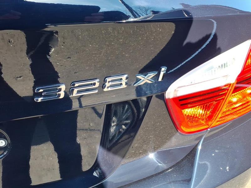 BMW 3-Series 328xi 2008