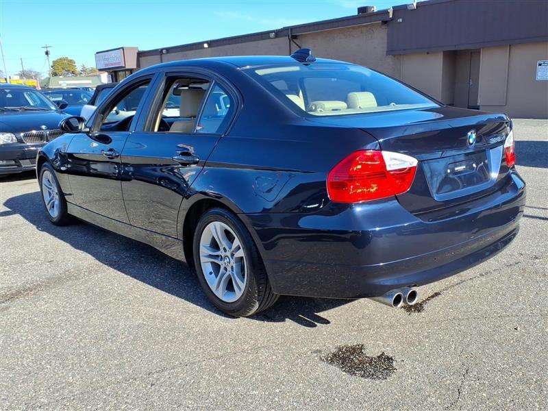 BMW 3-Series 328xi 2008