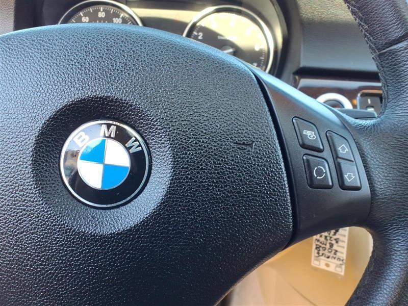 BMW 3-Series 328xi 2008