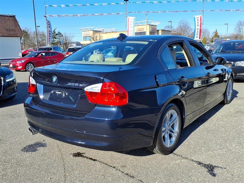 BMW 3-Series 328xi 2008