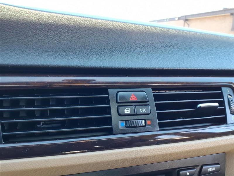 BMW 3-Series 328xi 2008