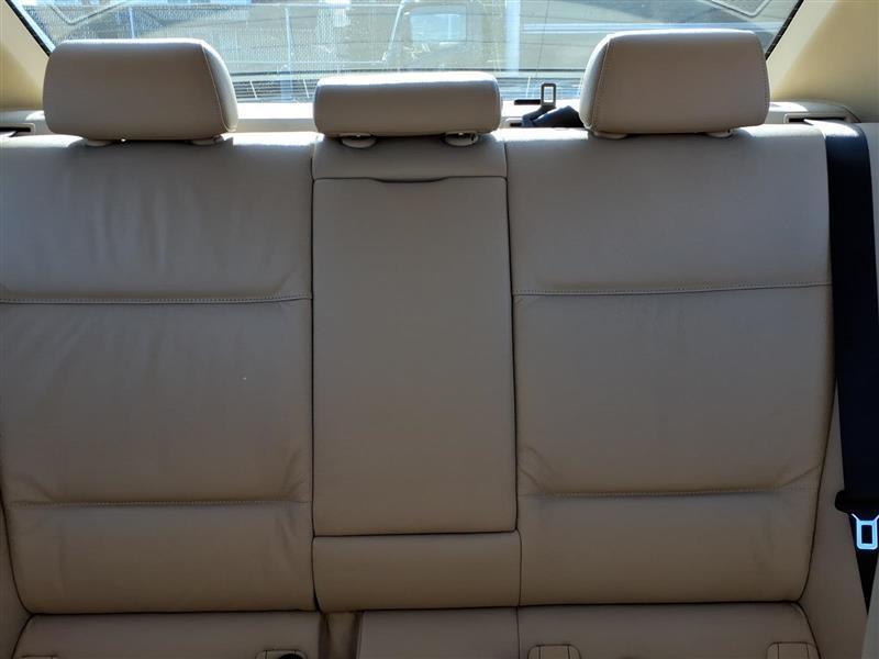 BMW 3-Series 328xi 2008