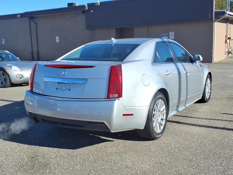 Cadillac CTS Luxury 2012